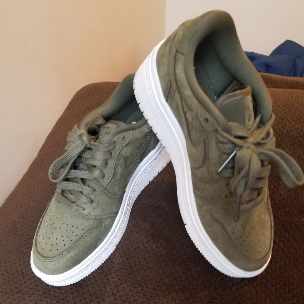Nike Air Jordan shoes wedge